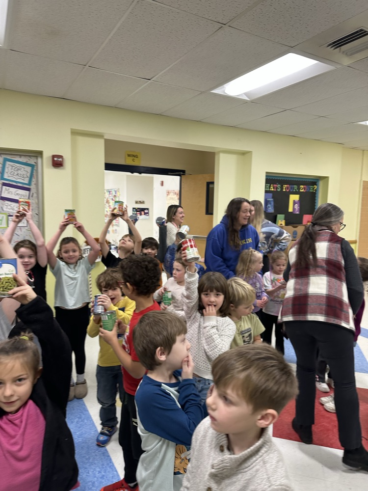 PSS canned food donation.