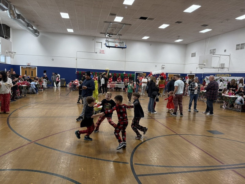 Students and Families at Holiday Brunch