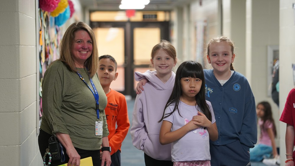 Michelle LaRoche receives national award