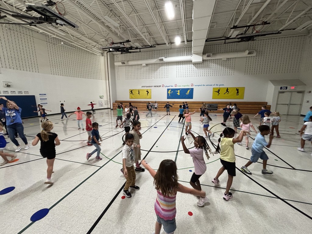 2nd grade playing Four Corners