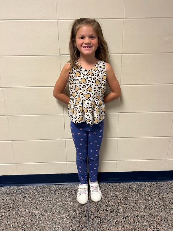 students wearing mismatched clothes