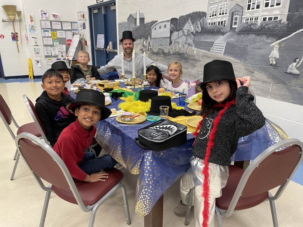 Students at lunch at the ritz