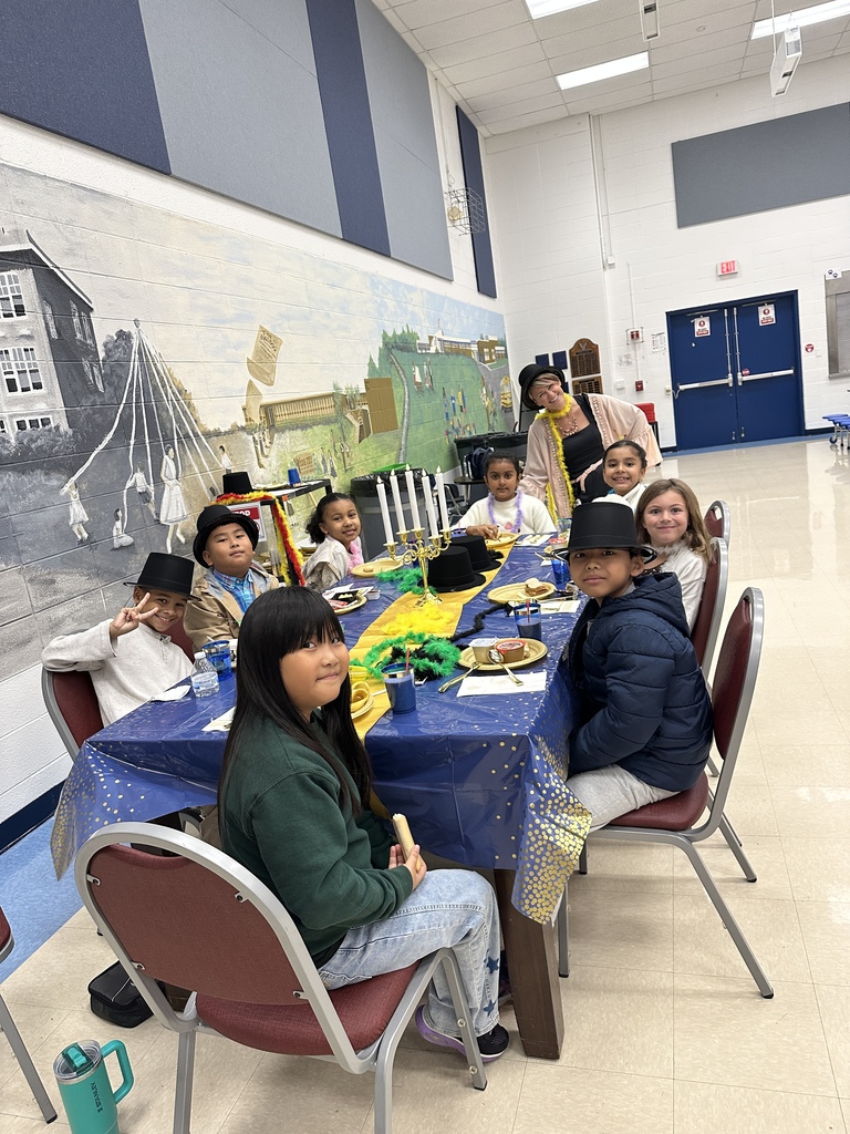 Students at lunch at the ritz