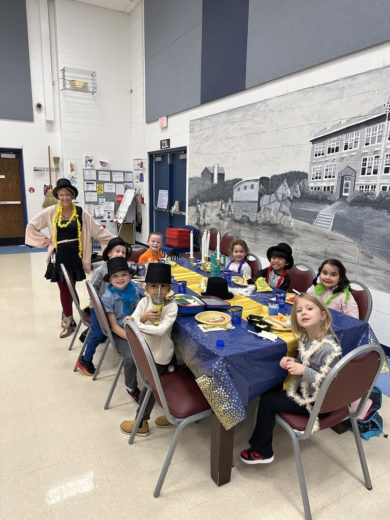 Students at lunch at the ritz