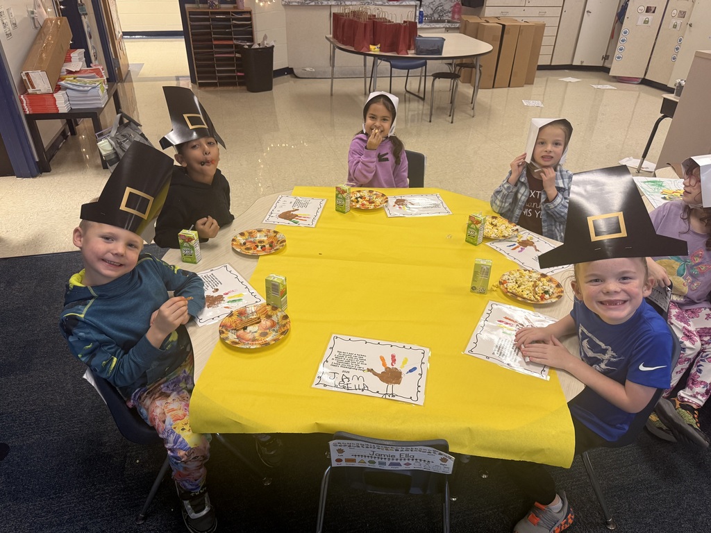 students having a thanksgiving feast