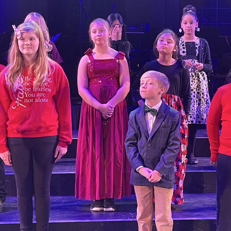 Edgewood 5th grade choir as guest performers at Sundays matinee Sounds of the Season performance!