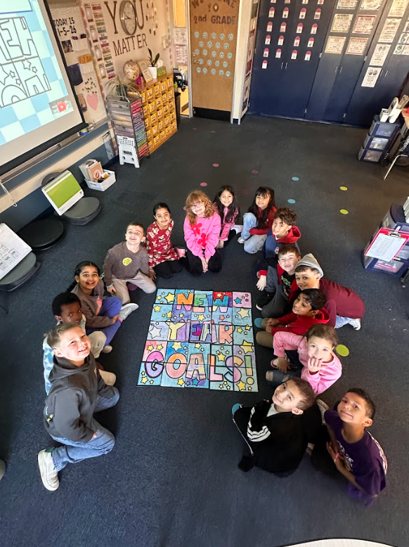 2nd grade students eating lunch in the classroom 