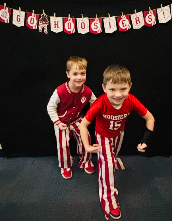 kindergarten students dressed in IU gear celebrating the National Championship win