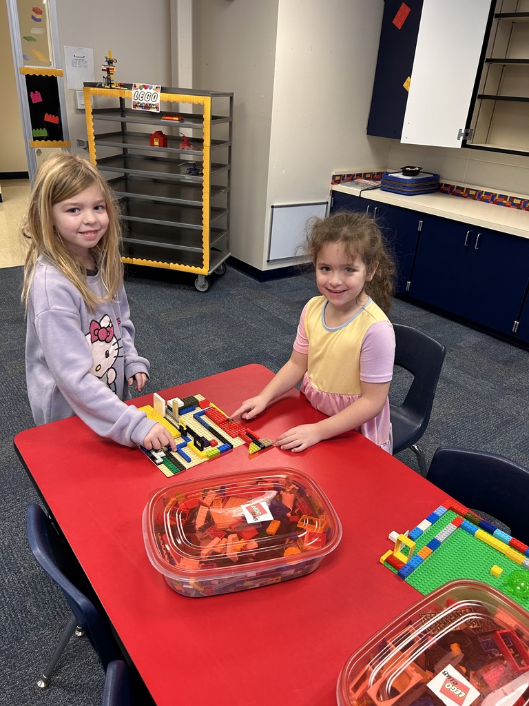 kindergarten and first grade lego club