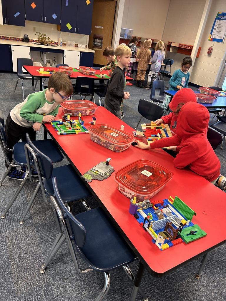 kindergarten and first grade lego club