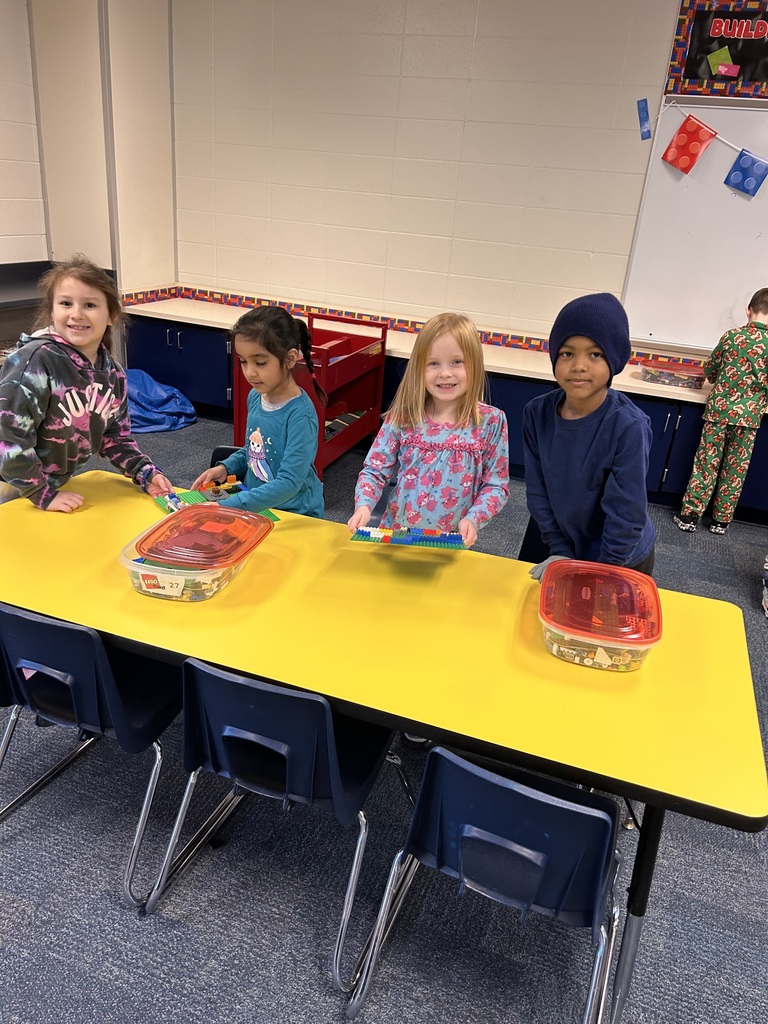 kindergarten and first grade lego club