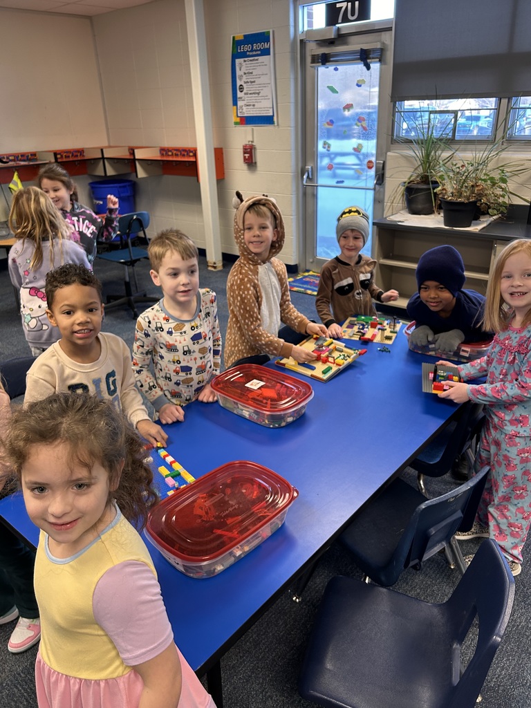 kindergarten and first grade lego club