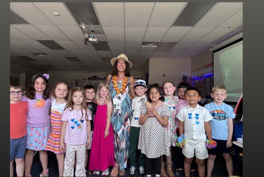 Hawaiian Shirt Spirit Day