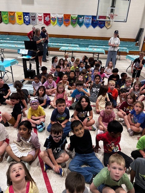 UNITE Friday art edition photo