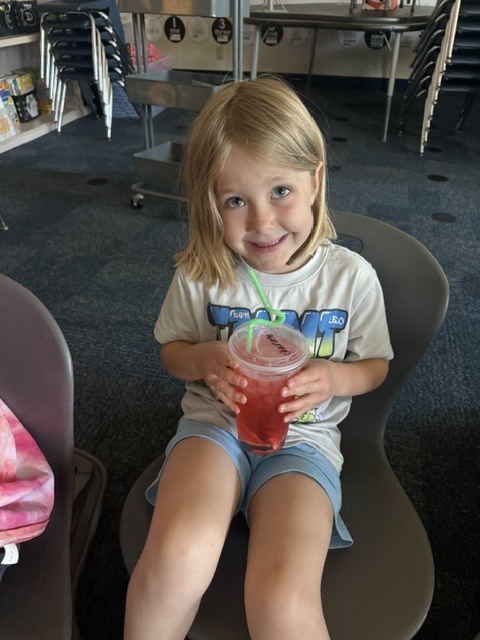 mini merks sip sip hooray party