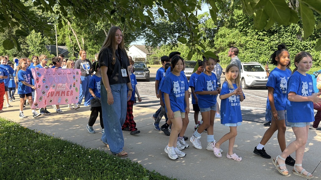 3rd grade graduation walk