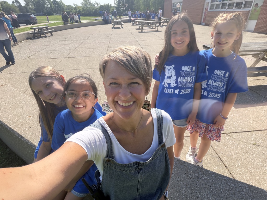 3rd grade graduation walk