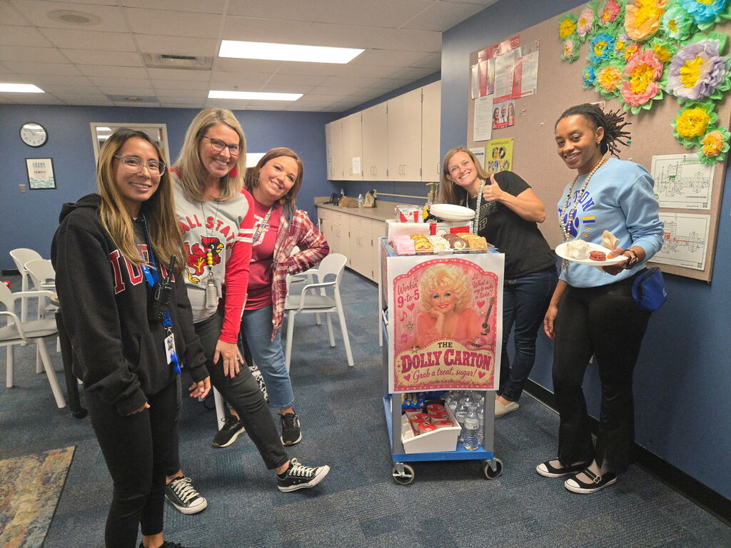 Dolly Carton visits the staff!