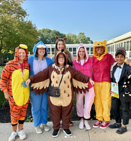 Hillcrest staff brought the magic of reading to life by dressing up as their favorite storybook characters! As part of an Underground Spirit Day, Hillcrest celebrated in style and built excitement for the big reveal—the brand new book vending machine generously donated by Praise Presbyterian Church. 💙🙌 What an amazing way to spark a love of reading and community connection!