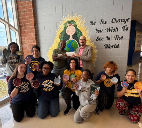Bowls with a purpose! 🎨💙Ms. McNeil’s students raised $525 for the Franklin Food Bank by selling their handmade ceramic bowls at Back to School Night.