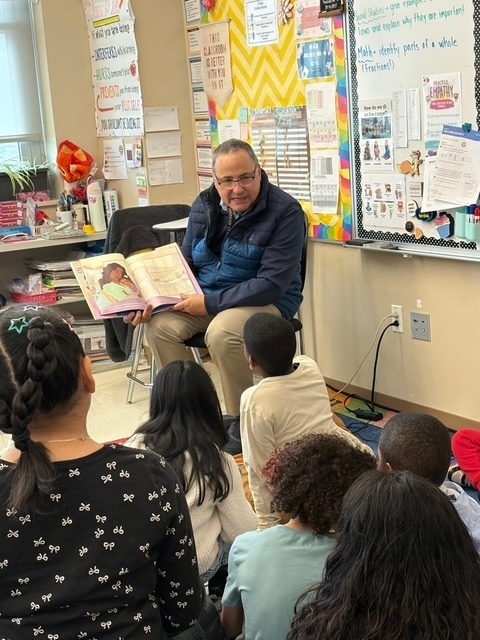 Thank you to our special guest readers who helped us celebrate Read Across America this week!
