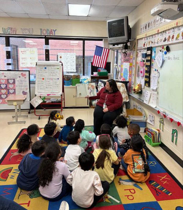 Thank you to our special guest readers who helped us celebrate Read Across America this week!