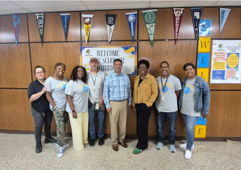 FMS@HSC welcomes Superintendent Dr. Maroun 💙💛