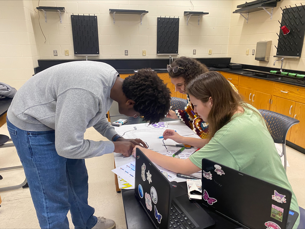 Our AP Biology students are coding their way through midterms and into winter break! 🧬✨ This year, they took a creative spin on exams by programming Ozobots to navigate chloroplasts and simulate the magic of photosynthesis. 🌱⚡ Talk about science in action! 🚀👏 #STEMInnovation #APBiology #CodingForScience #PhotosynthesisInMotion #MidtermGoals #FutureScientists