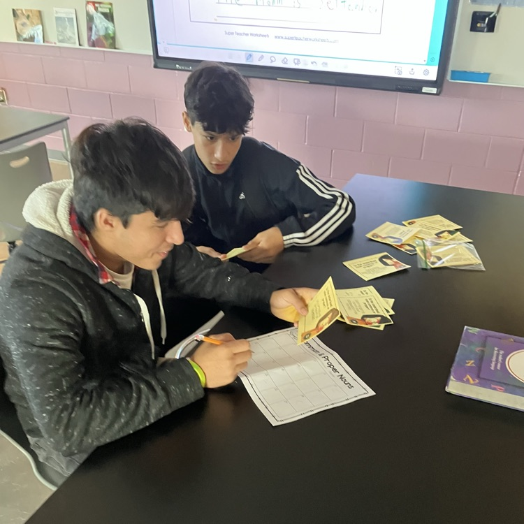 ELL students matching nouns!