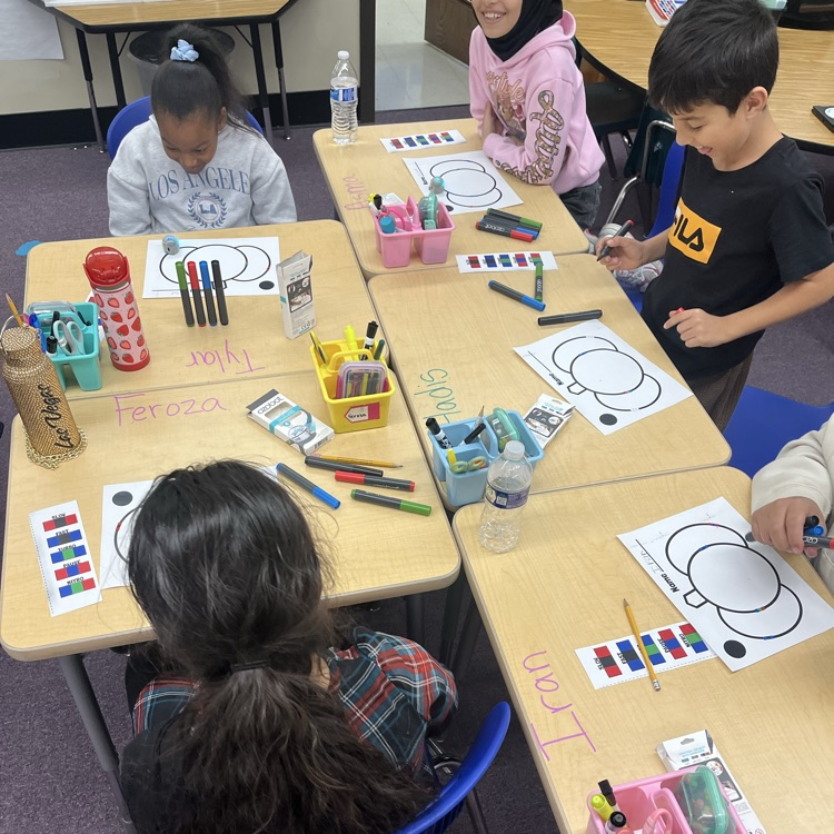 children coding with ozobots 