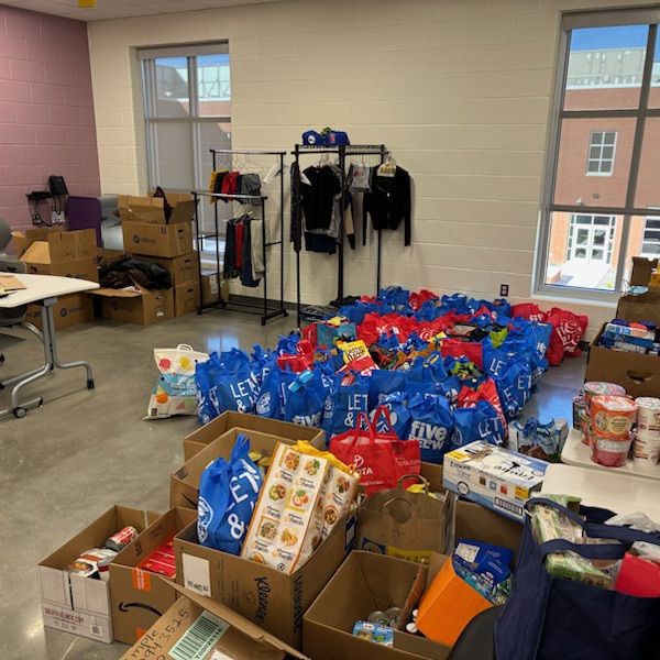 #ThanksgivingFoodDrive25