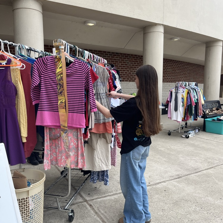 Yesterday was our third annual Mental Health, Safety, and Wellness Fair! One of our taskforce members, Sophie Sweet, took photos to show all the things the fair had to offer!