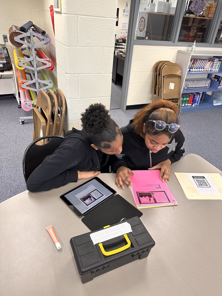 Ms. Rahn's 6th grade English students learn about text features through a fun "escape room" experiential game.