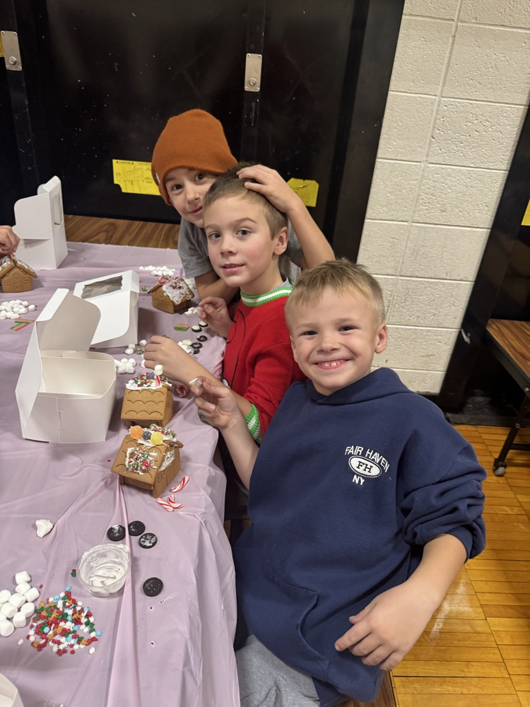 chef it up Gingerbread houses