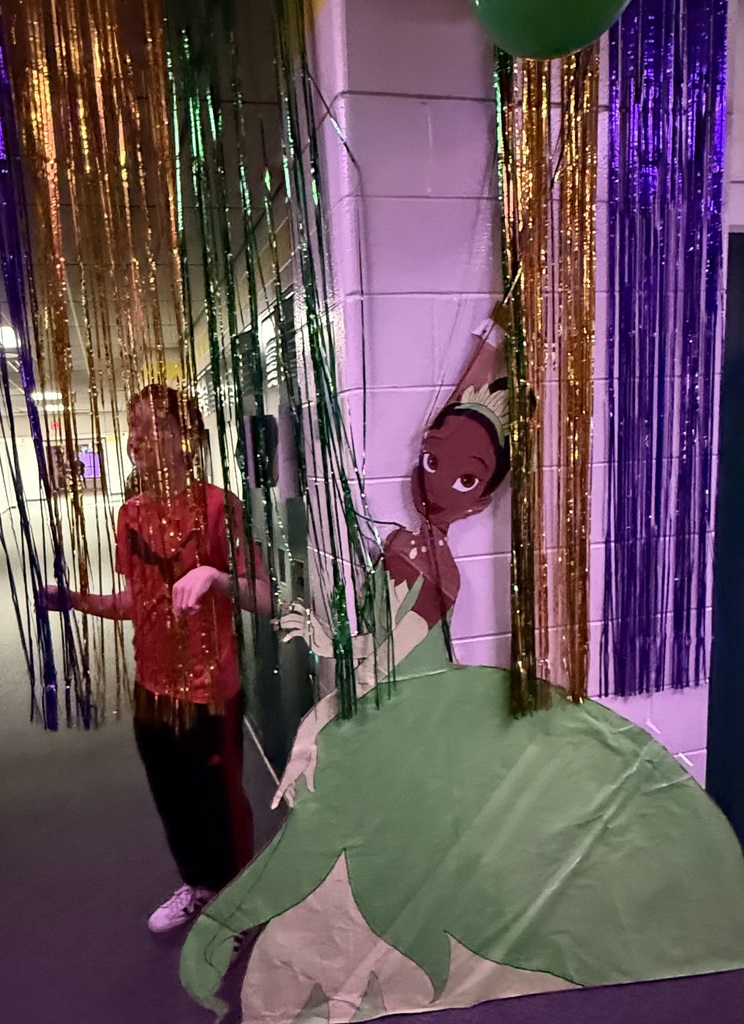 ASD visiting hallways