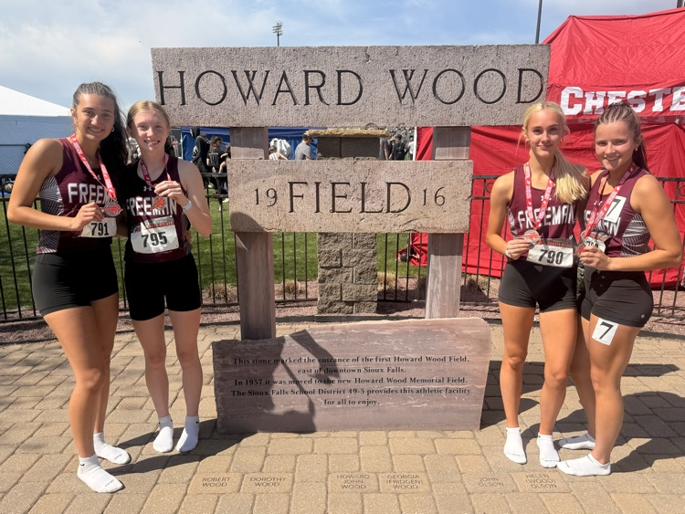 4x100 & 4x400 HW girls relays