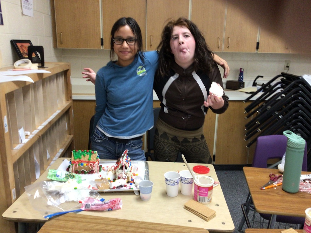 MS gingerbread houses