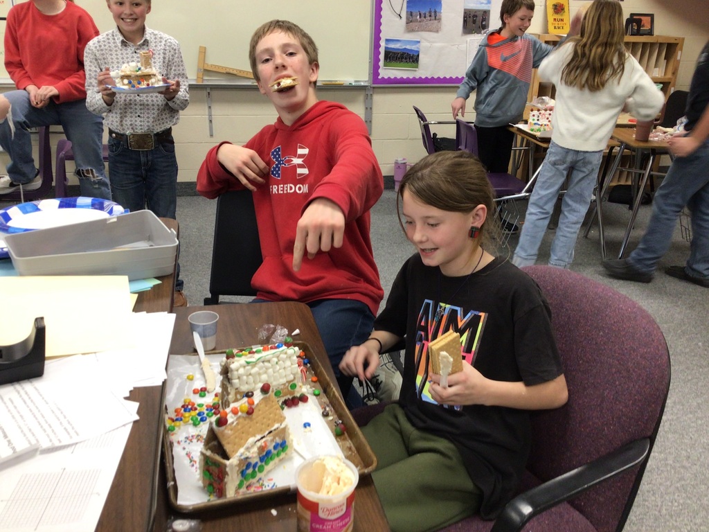 MS gingerbread houses