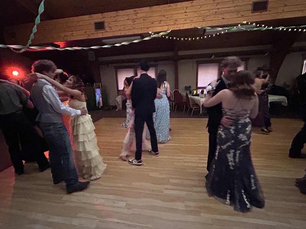 Couples dance