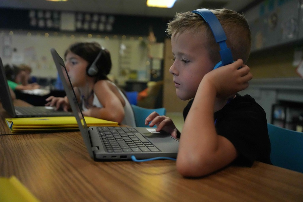 Kid on computer