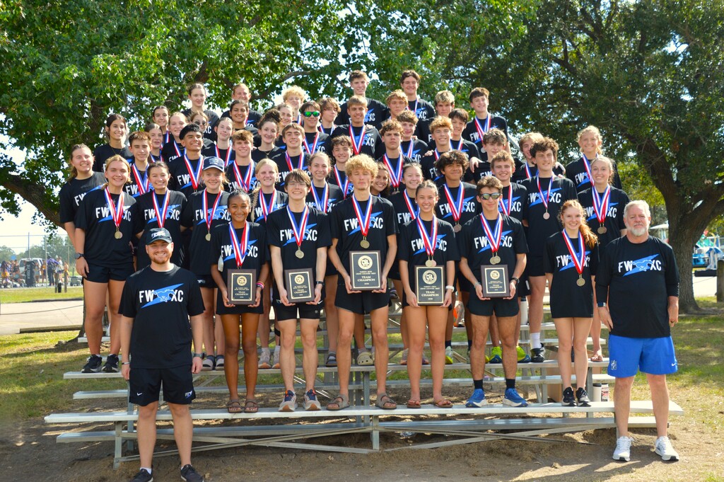 cross country team photo