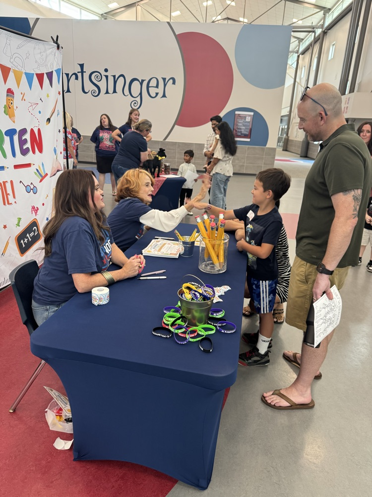 Kinder Signing Day