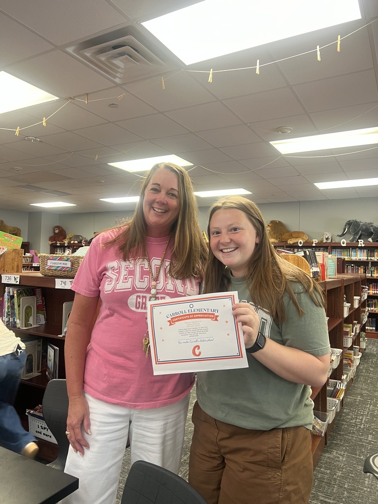 Teachers celebrating each other 