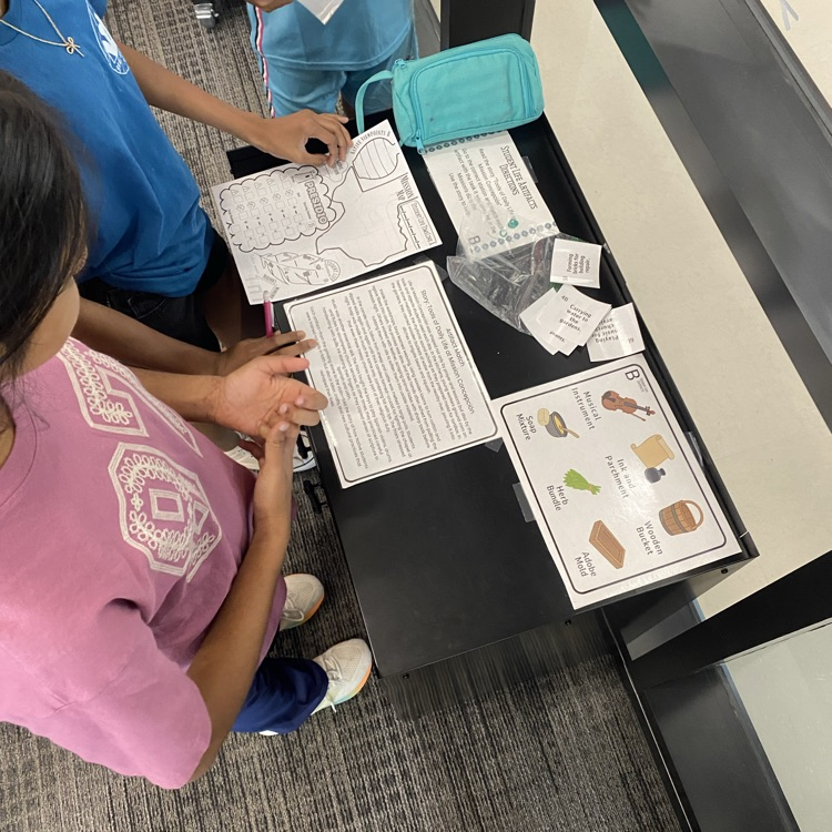 7th grade came to the library to learn all about the Spanish missions in Texas. 