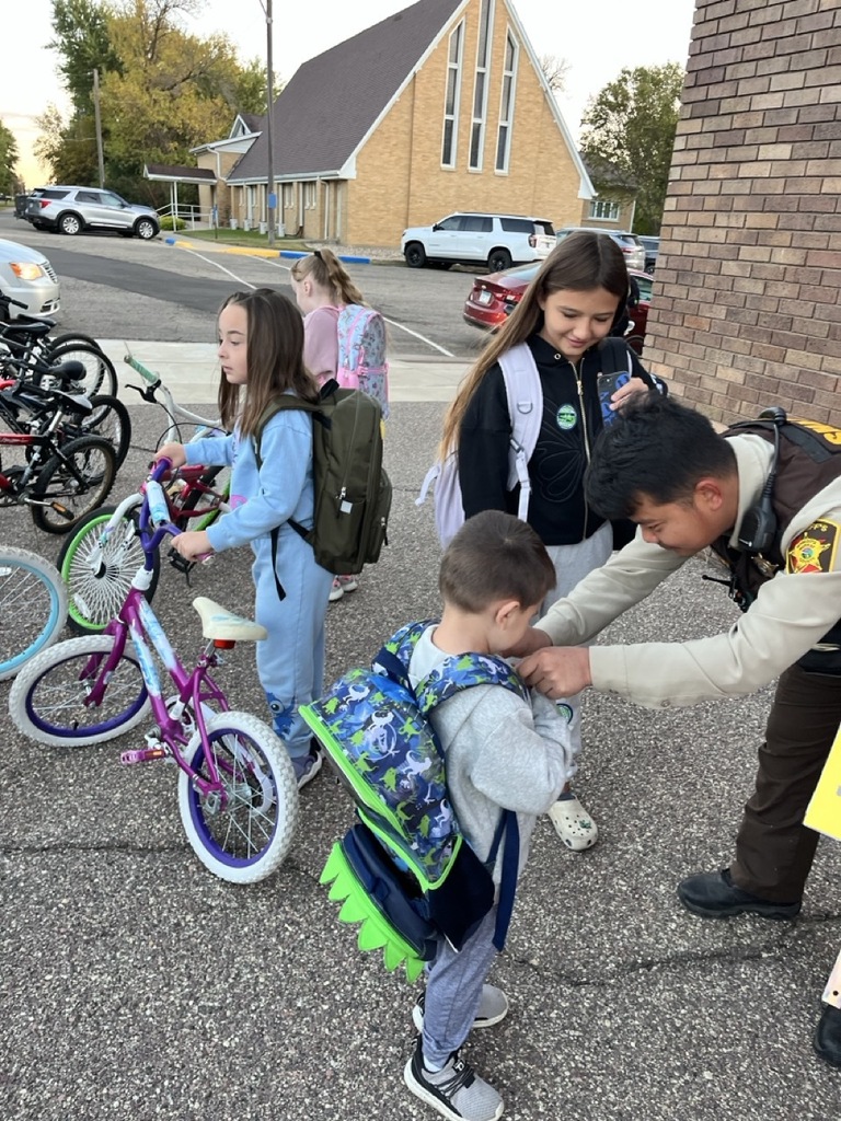 🚲🚶 ᙎᗣᒐК & ᖇOᒐᒐ ƮO ᔑᙅᕼOOᒐ! 🚶🚲