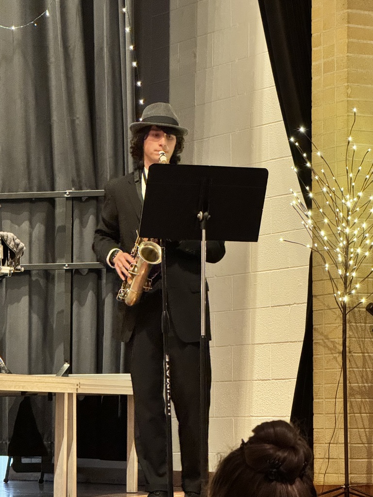 Alto saxophone soloist