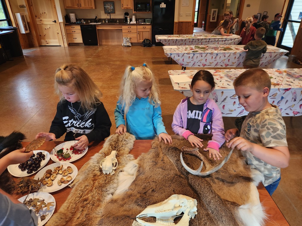Students at Trempealeau Wildlife Refuge