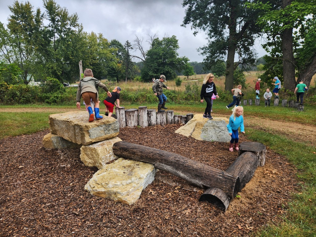 Students at Trempealeau Wildlife Refuge