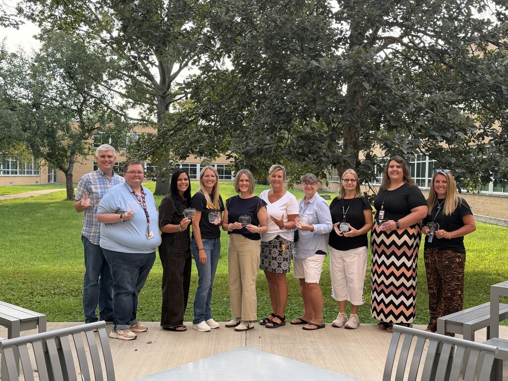 205 Staff Members: 20 Years of Service Recognition
