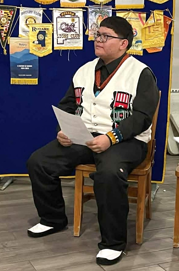 Elyn waiting to receive his award